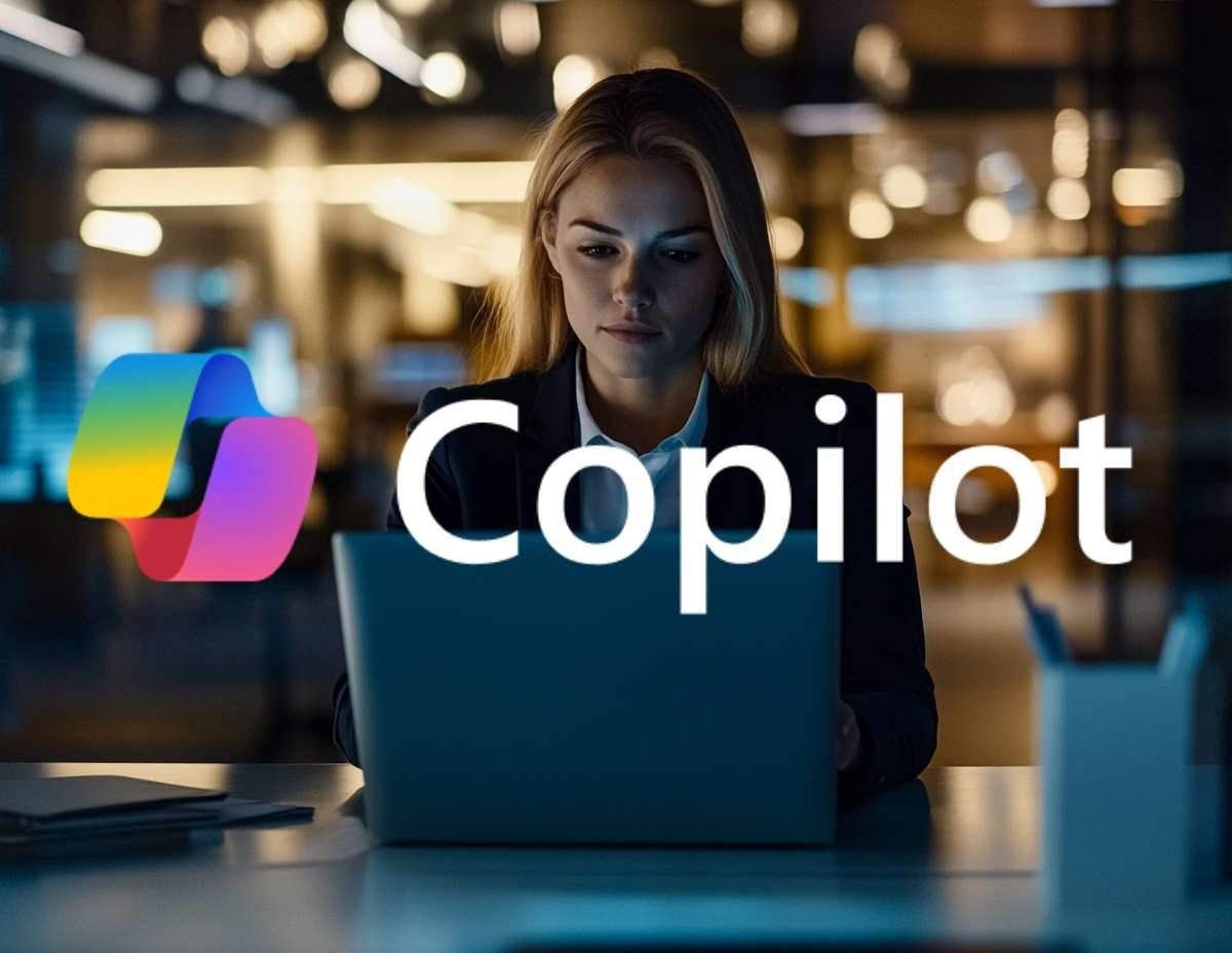 En kvinna tittar ned i sin bärbara dator med Copilot-logotypen och texten Copilot över bilden, vilket illustrerar AI-assistenten i arbete.